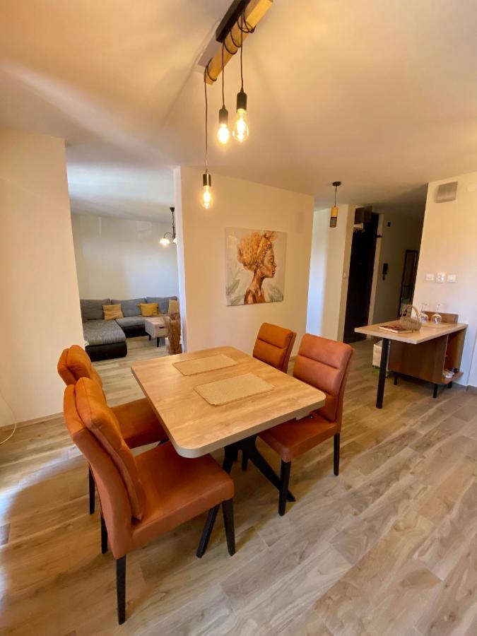 זאדאר Apartment With Balcony And Free Parking מראה חיצוני תמונה