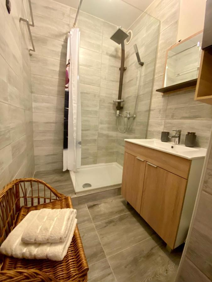 זאדאר Apartment With Balcony And Free Parking מראה חיצוני תמונה