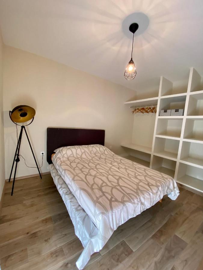 זאדאר Apartment With Balcony And Free Parking מראה חיצוני תמונה