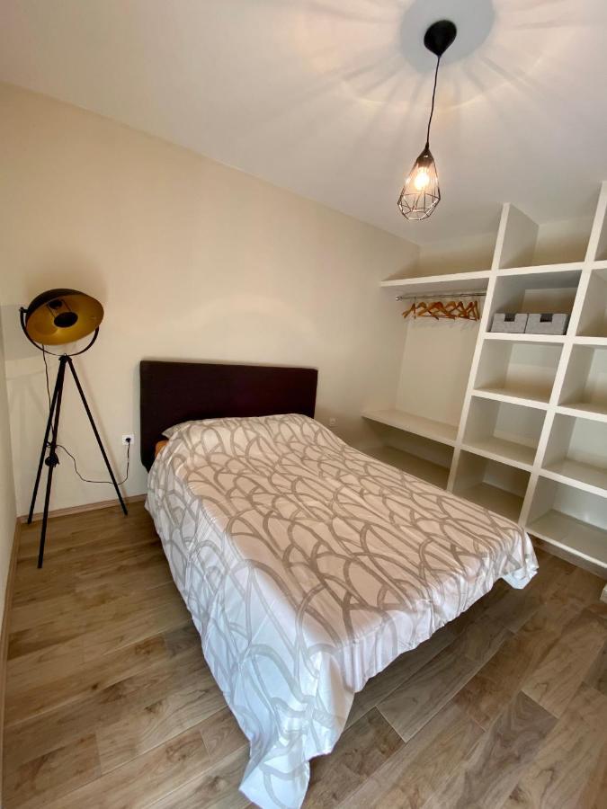 זאדאר Apartment With Balcony And Free Parking מראה חיצוני תמונה